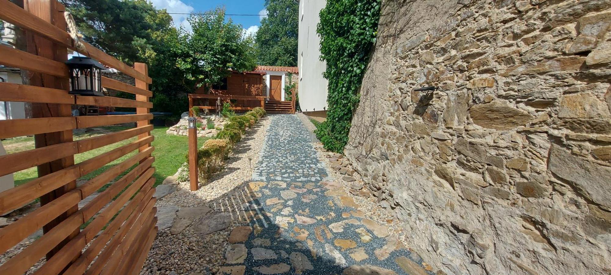 Apartmany Ve Starem Pivovaru Malesov Экстерьер фото